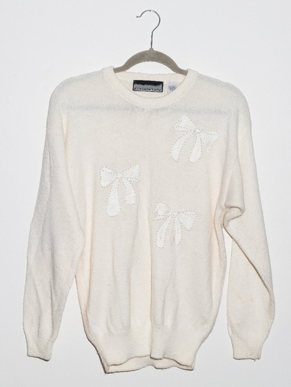 VINTAGE 80s/90s Grandma Cream Sweater Satin Bows with Peal Detail BRAMBLE LANE